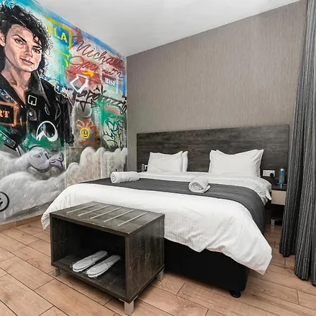 Rise Urban Art Otel Larnaca