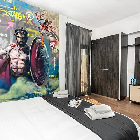 Rise Urban Art Otel Larnaca