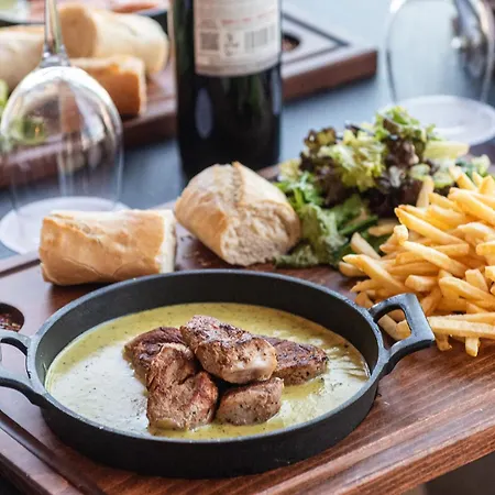 Rise Urban Art Отель 3*