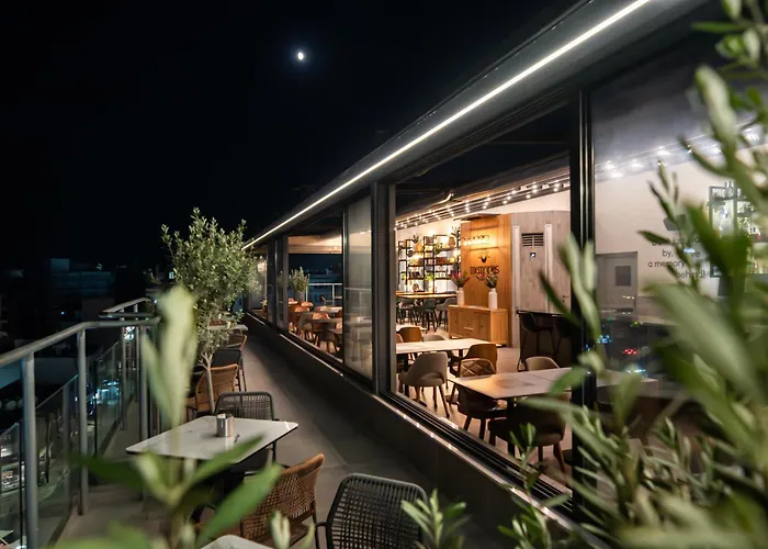 Hotel Rise Urban Art 3*