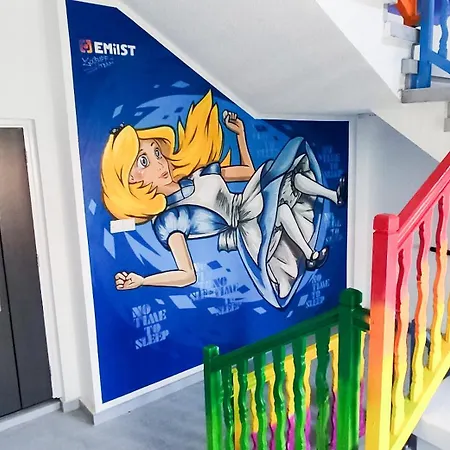 Rise Urban Art 3* לרנקה