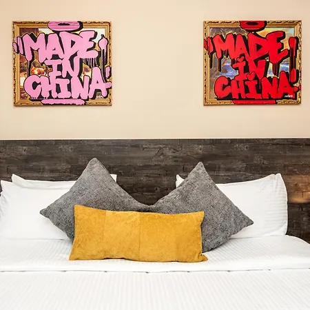 Rise Urban Art Hotel 3*