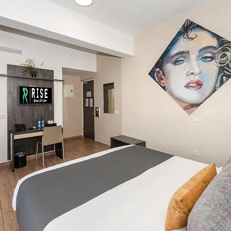 Rise Urban Art Hotell Larnaca