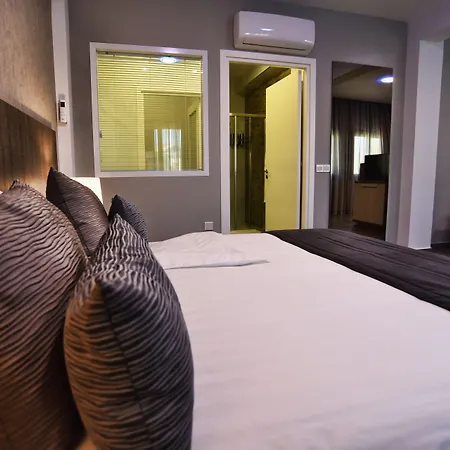 Rise Urban Art Hotel Hotel