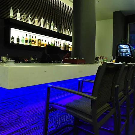 Hotel Rise Urban Art 3*