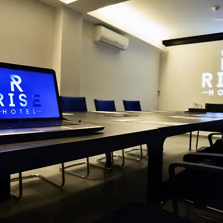 Rise Urban Art Hotel Hotel 3*
