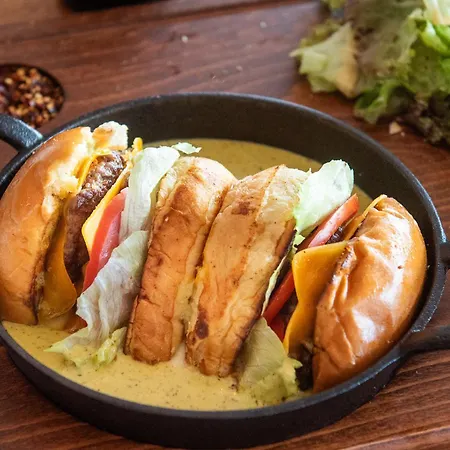 Hotel Rise Urban Art Hotel