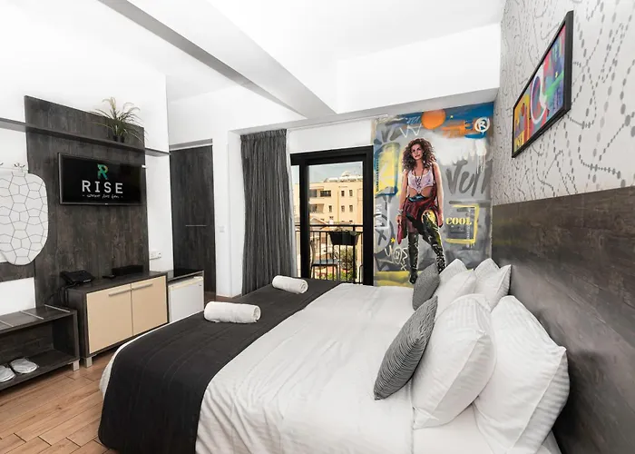 Rise Urban Art Hotel Hotel 3*