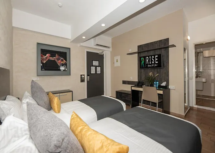 Rise Urban Art Hotel 3*