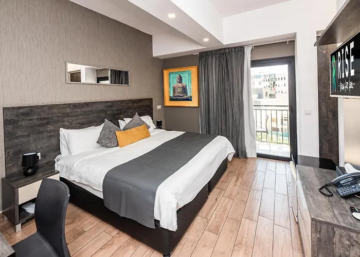 Rise Urban Art Hotel Larnaca