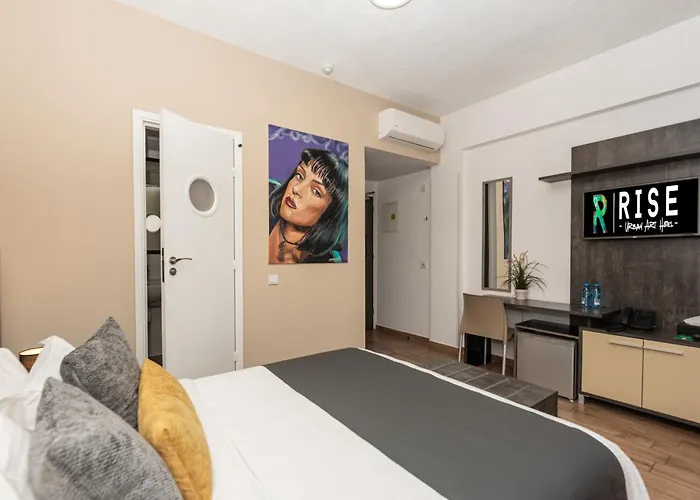 Rise Urban Art Hotel Hotel 3*