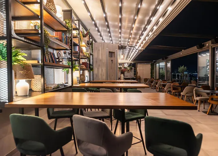 Rise Urban Art Hotel 3* Larnaca