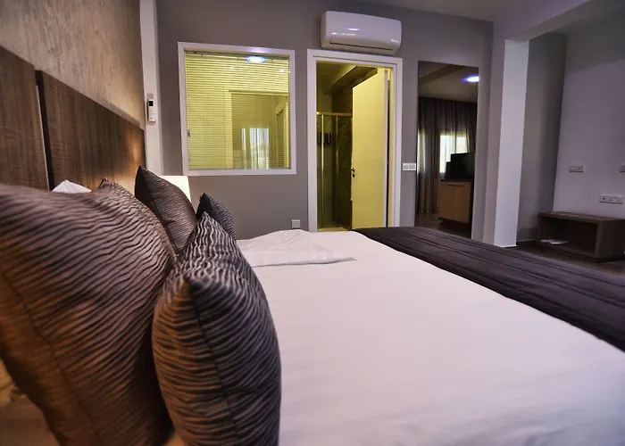 Rise Urban Art Hotel Hotel