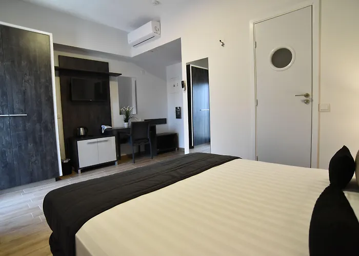 Hotel Rise Urban Art Hotel