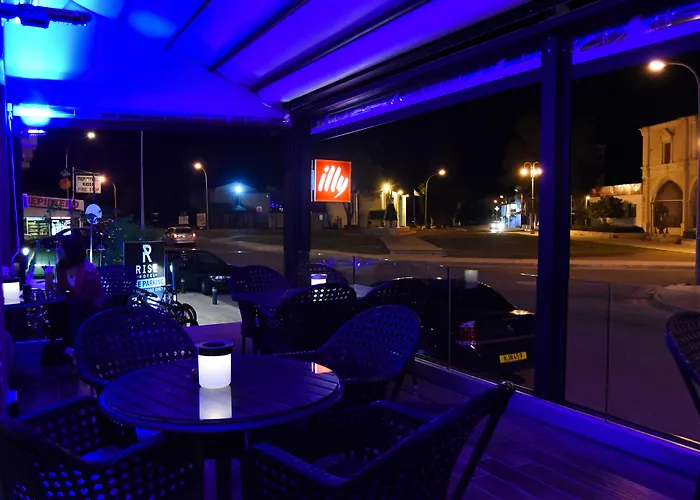 Rise Urban Art Hotel Hotel