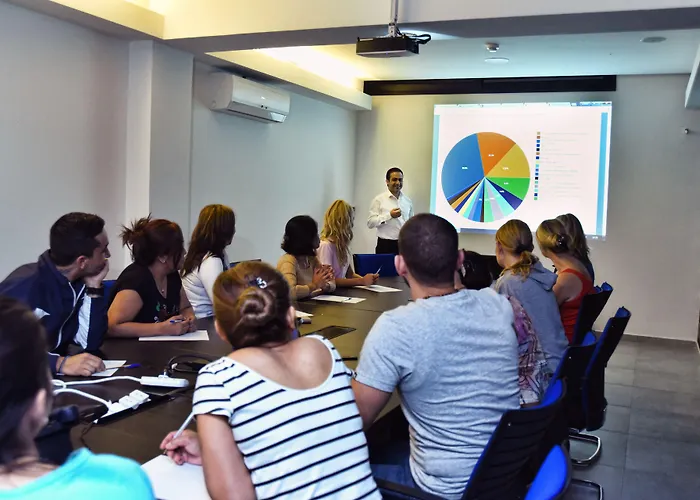 Rise Urban Art Hotel 3*