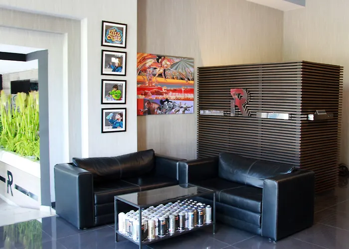 Rise Urban Art Hotel Hotel