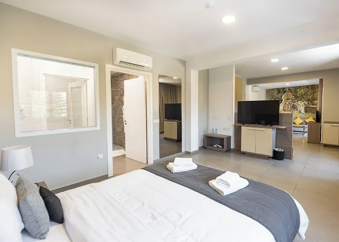 Rise Urban Art Hotel