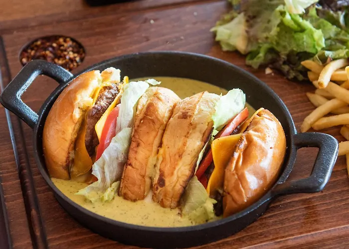 Hotel Rise Urban Art Hotel