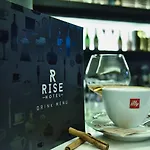 Rise Urban Art فندق 3*