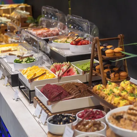 Ξενοδοχείο Rise Urban Art 3*