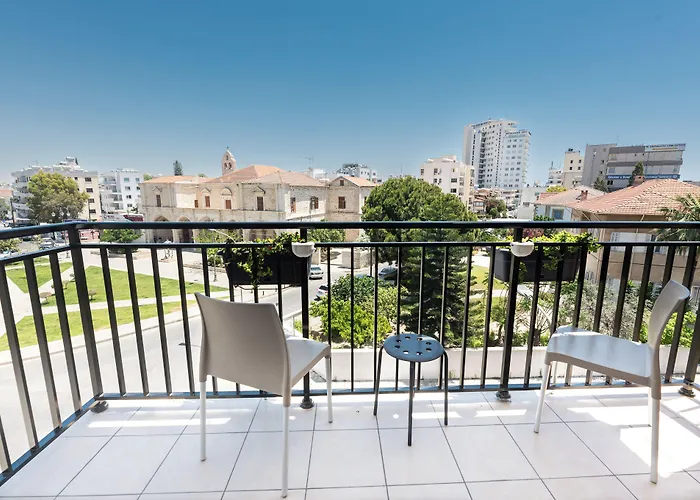 Hotel Rise Urban Art